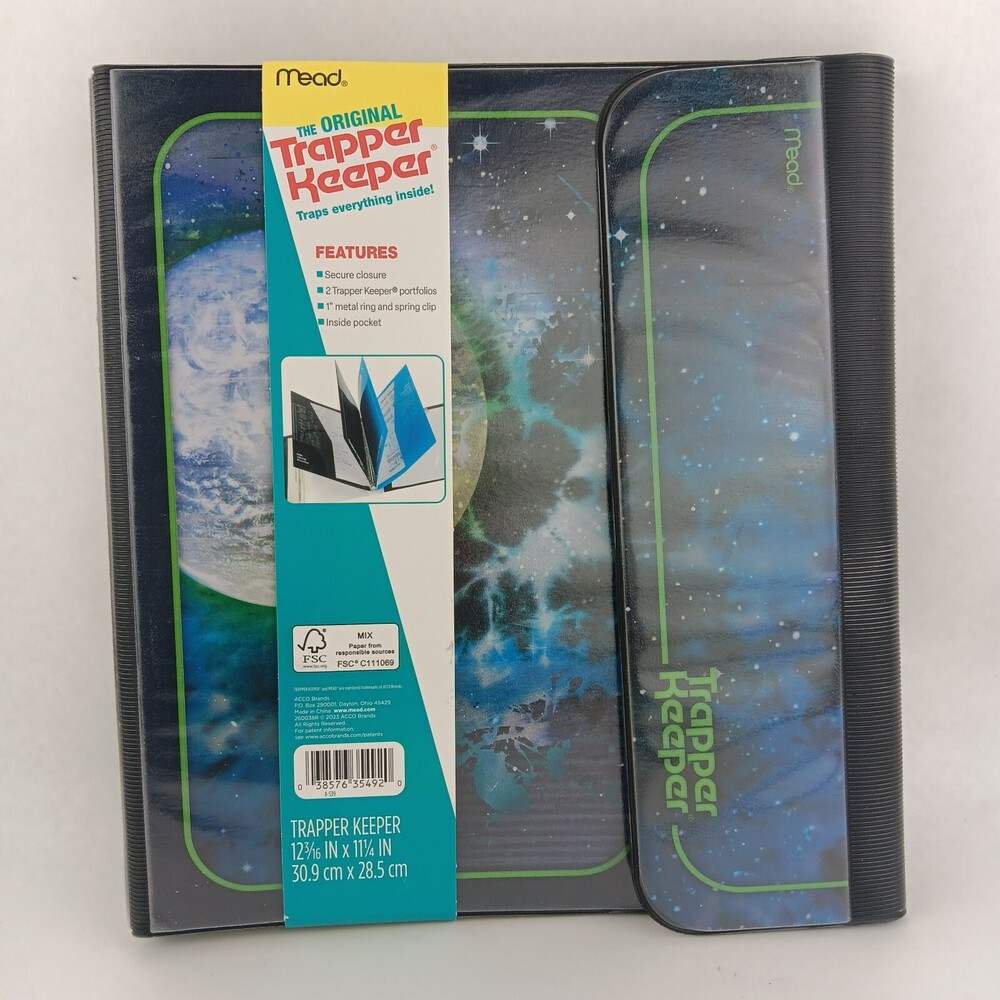 The Original Mead Trapper Keeper 1" Round Ring Binder With Inside Pocket Moon